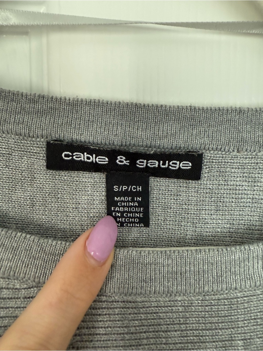 Cable and Gauge Gray Ribbed Crewneck Sweater- size S - Picture 3 of 3